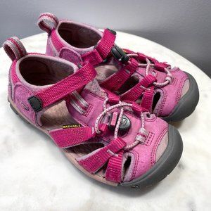Size 11 / Toddler Girl Pink KEEN Sandals